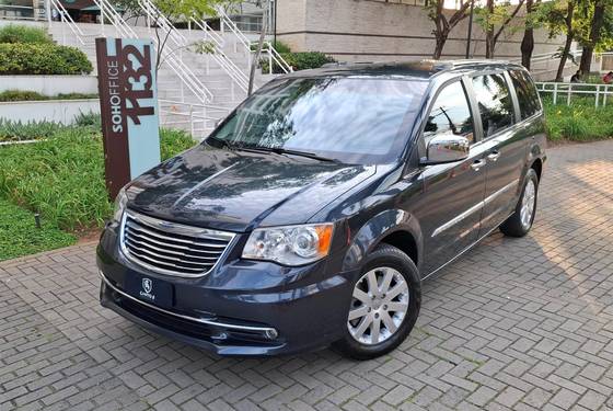 CHRYSLER TOWN & COUNTRY 3.6 LIMITED V6 24V GASOLINA 4P AUTOMÁTICO